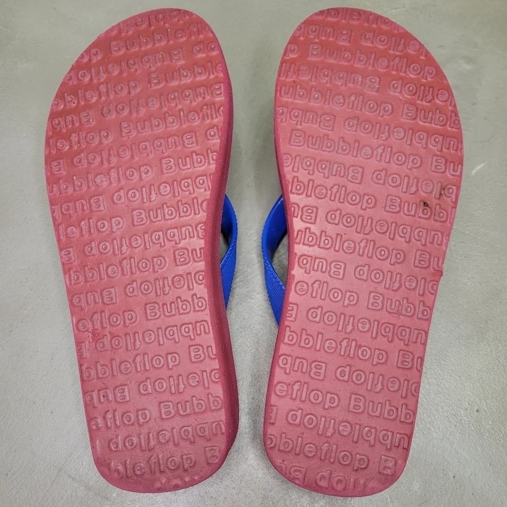 BUBBLE FLOPS 🏈 FOOTBALL🏈Size 6 [GREAT CONDITION] platform flipflos